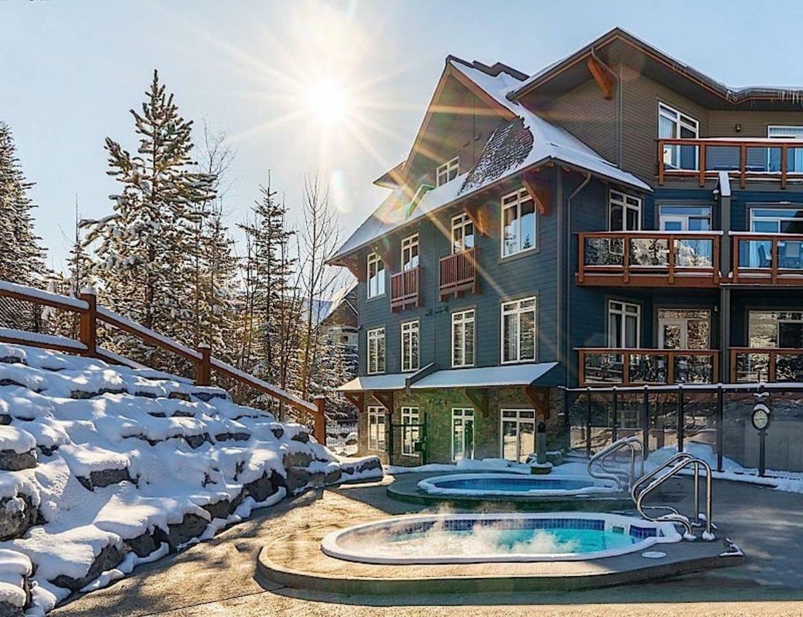 Luxurious & Spacious Mountain Retreat Canmore Esterno foto